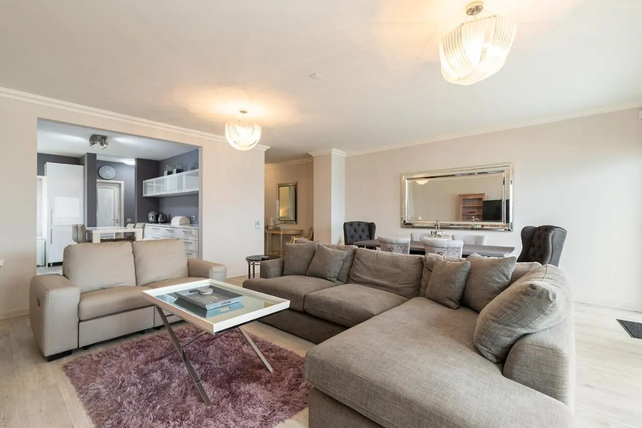 Seaview & Sunsets Apartment Quarteira