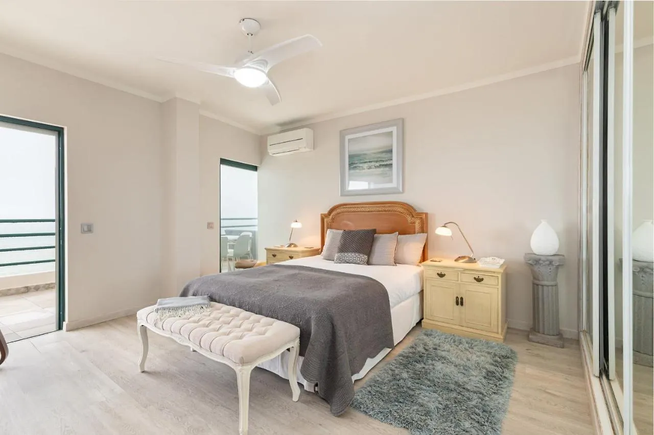 Seaview & Sunsets Apartment Quarteira