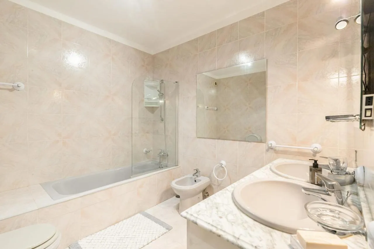 Seaview & Sunsets Apartment Quarteira