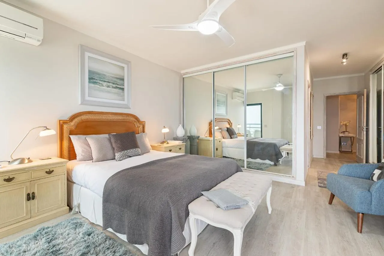Seaview & Sunsets Apartment Quarteira
