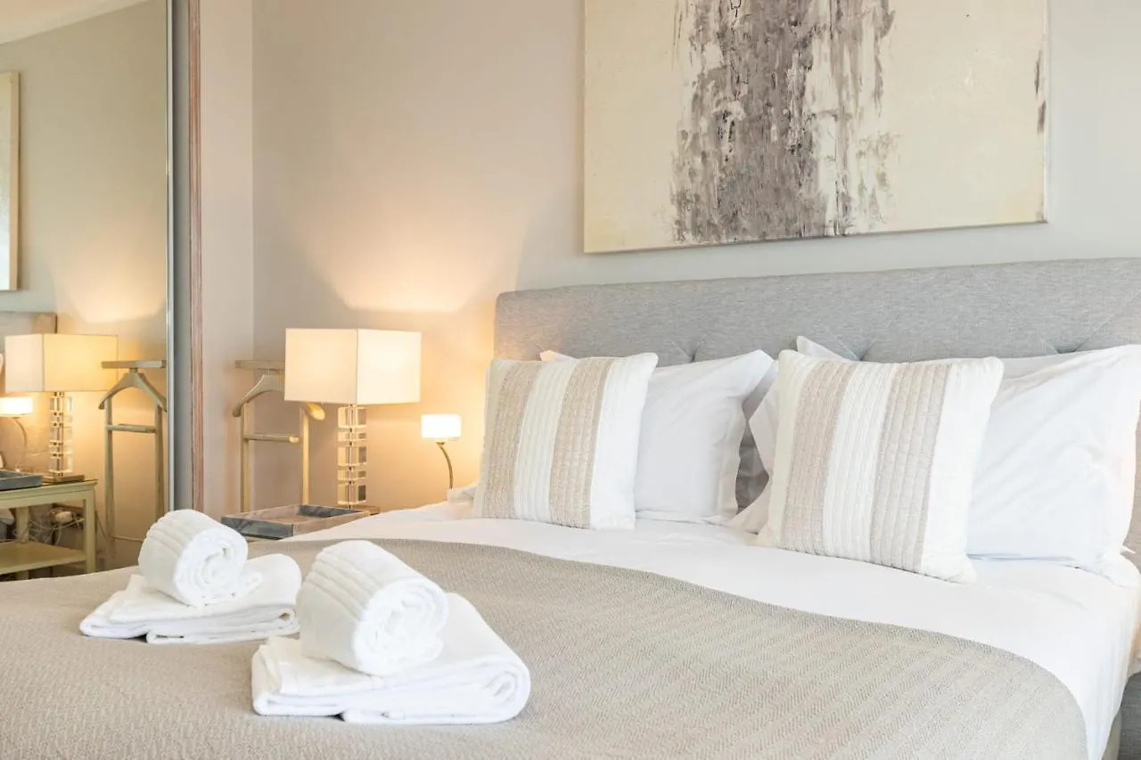 Seaview & Sunsets Apartment Quarteira